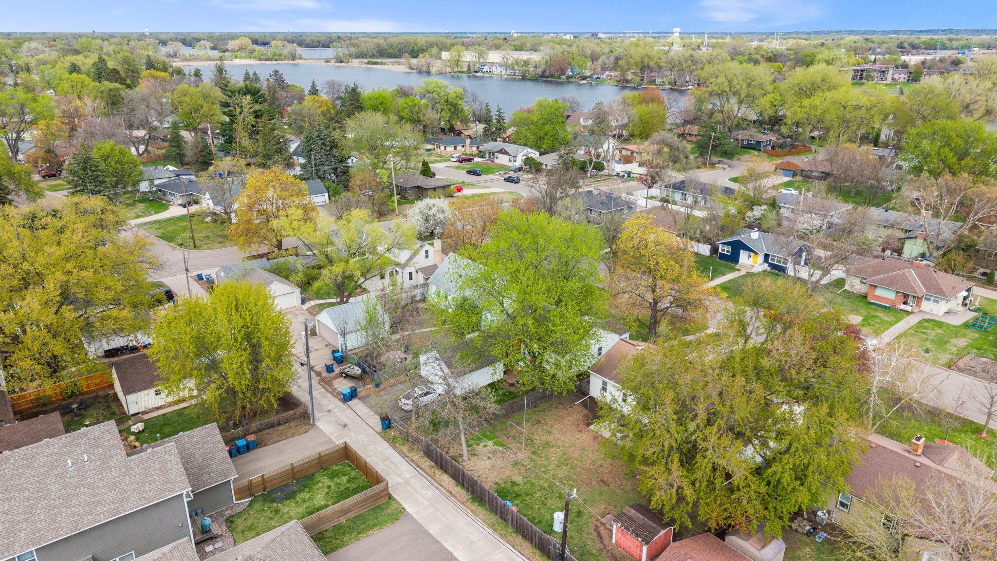 Close to parks, lake, walking trails, shops, hwy, restaurants, and more!