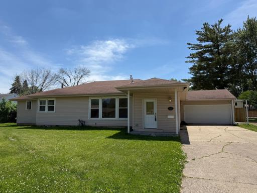 323 Murray Street, Owatonna, MN 55060