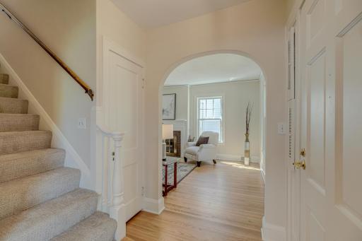 400 Macalester Street, Saint Paul, MN 55105