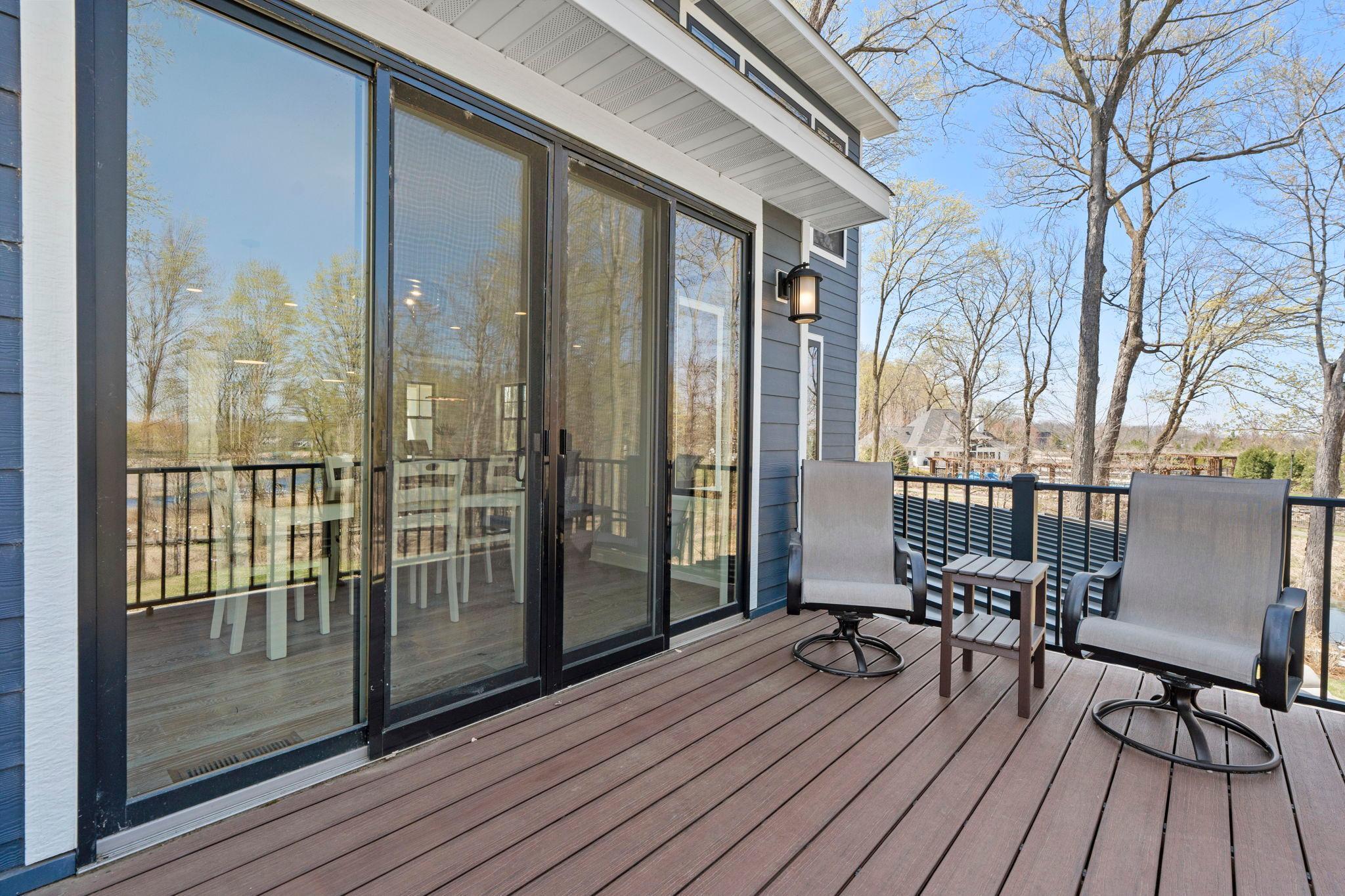 Deck, outside the eat-in kitchen