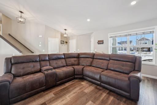 16-web-or-mls-Tiger St-S3101-016.jpg