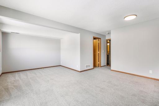 1118 E 145th Street, Burnsville, MN 55337