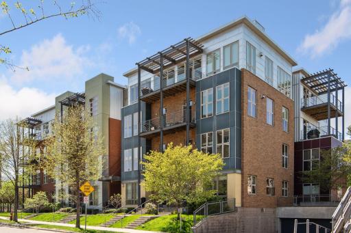 2840 Bryant Avenue S, E303, Minneapolis, MN 55408