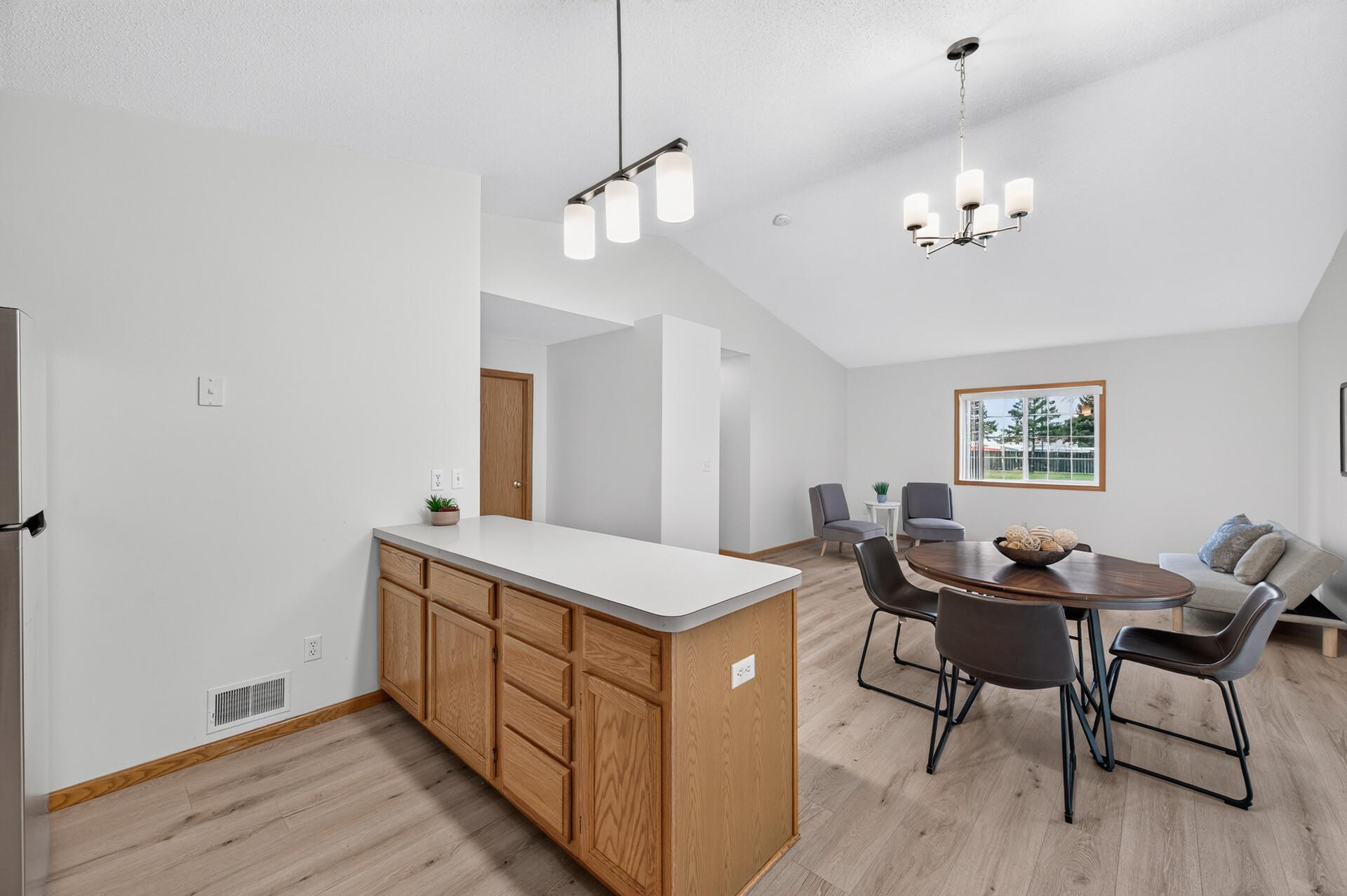 Spacious Breakfast bar