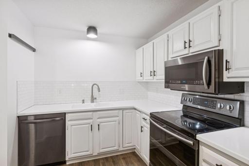 4625 Minnetonka Boulevard, 102, Saint Louis Park, MN 55416