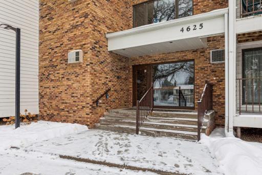 4625 Minnetonka Boulevard, 102, Saint Louis Park, MN 55416