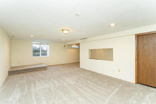 825 Elton Hills Drive NW, Rochester, MN 55901