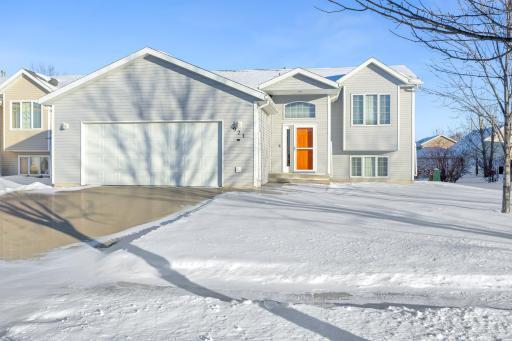 921 Homestead Court, West Fargo, ND 58078