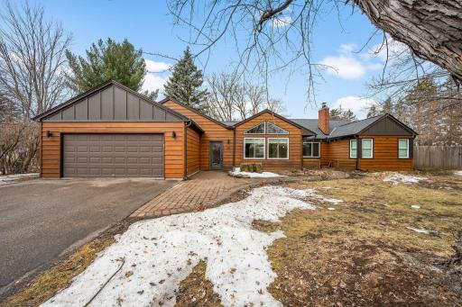 Photo for 216 Winnetka Avenue S, Golden Valley, MN 55426 - listing #6824063 This rare find of a rambler in Golden Valley allows you to experience the perfect blend of modern convenience and sprawling private space in this beautifully renovated Golden Valley home