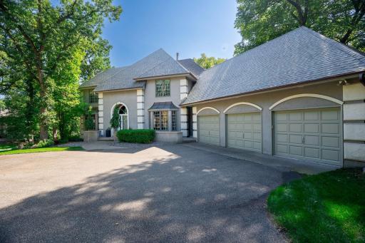 11808 Tapestry Lane, Hopkins, MN 55305