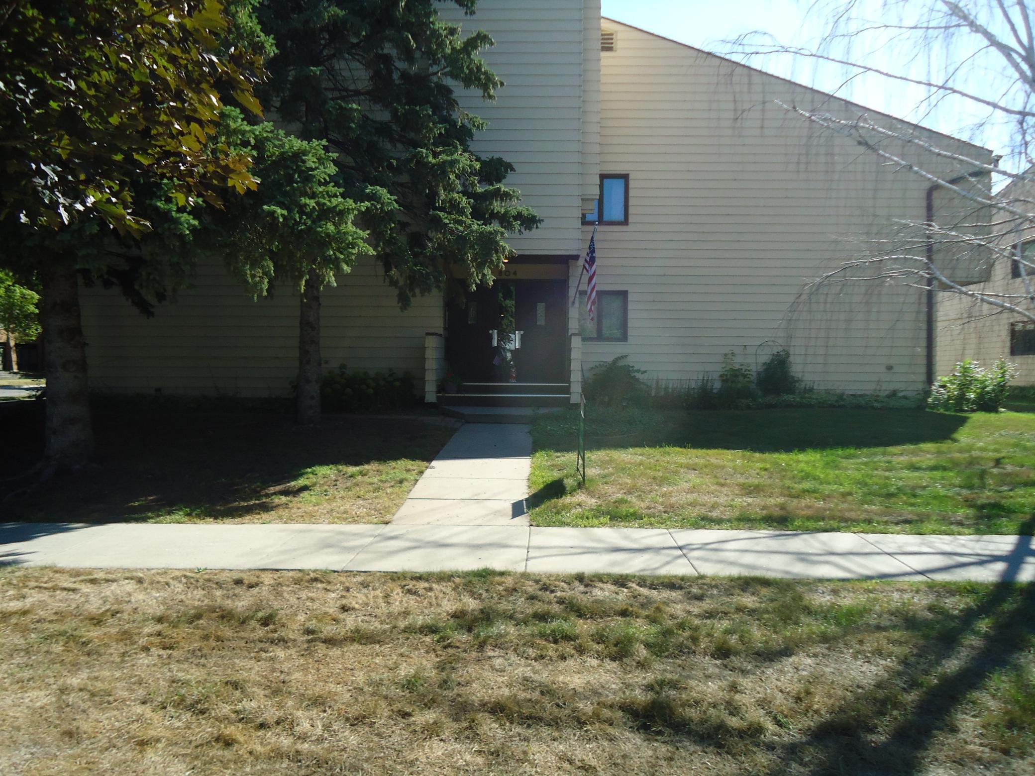 Property photo for 804 S 10 Street S, A-4, Fargo, ND 58103