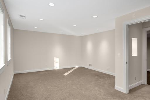 6500 Indian Hills Pass, Edina, MN 55439