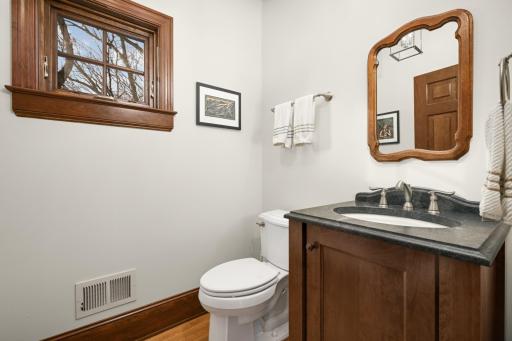 6500 Indian Hills Pass, Edina, MN 55439