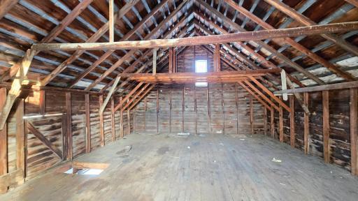 315 Newburg (15).jpg