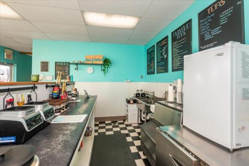 222 N Central Avenue, Duluth, MN 55807