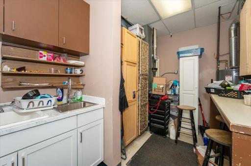 222 N Central Avenue, Duluth, MN 55807