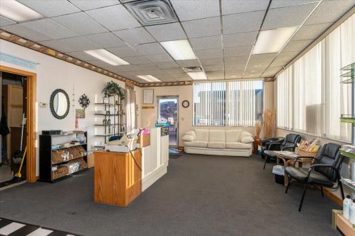 222 N Central Avenue, Duluth, MN 55807