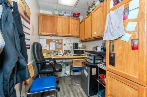 222 N Central Avenue, Duluth, MN 55807