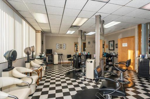 222 N Central Avenue, Duluth, MN 55807