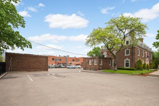 2318 Park Avenue, Minneapolis, MN 55404