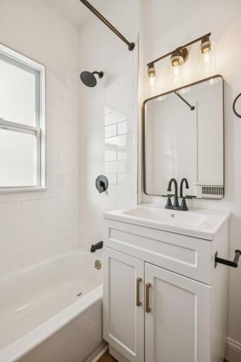 2817 Golden Valley Road, Minneapolis, MN 55411