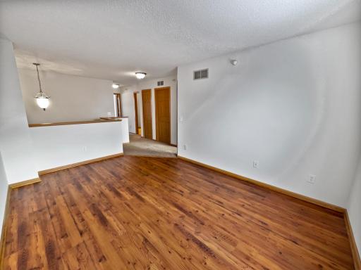 6829 Narcissus Lane N, 304, Maple Grove, MN 55311