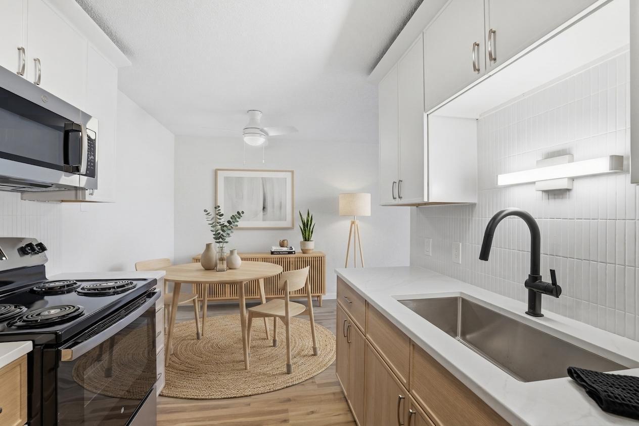 Virtually staged dining area
