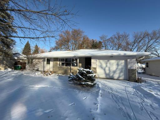 4832 Maryland Avenue N, Crystal, MN 55428