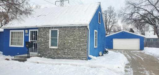 5716 James Avenue N, Minneapolis, MN 55430