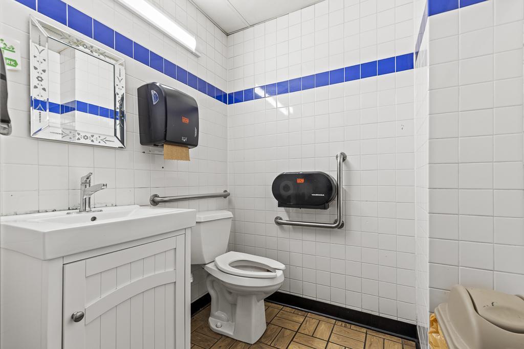 Women's room