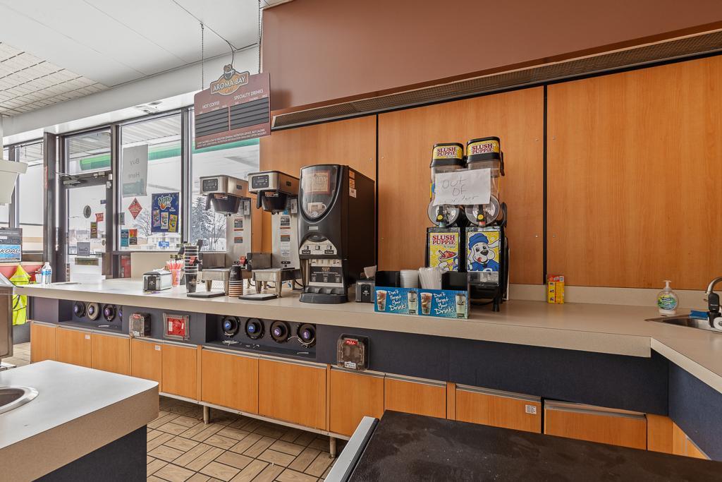 Cup/lid dispensers, commercial grade coffee makers, and other appliances available