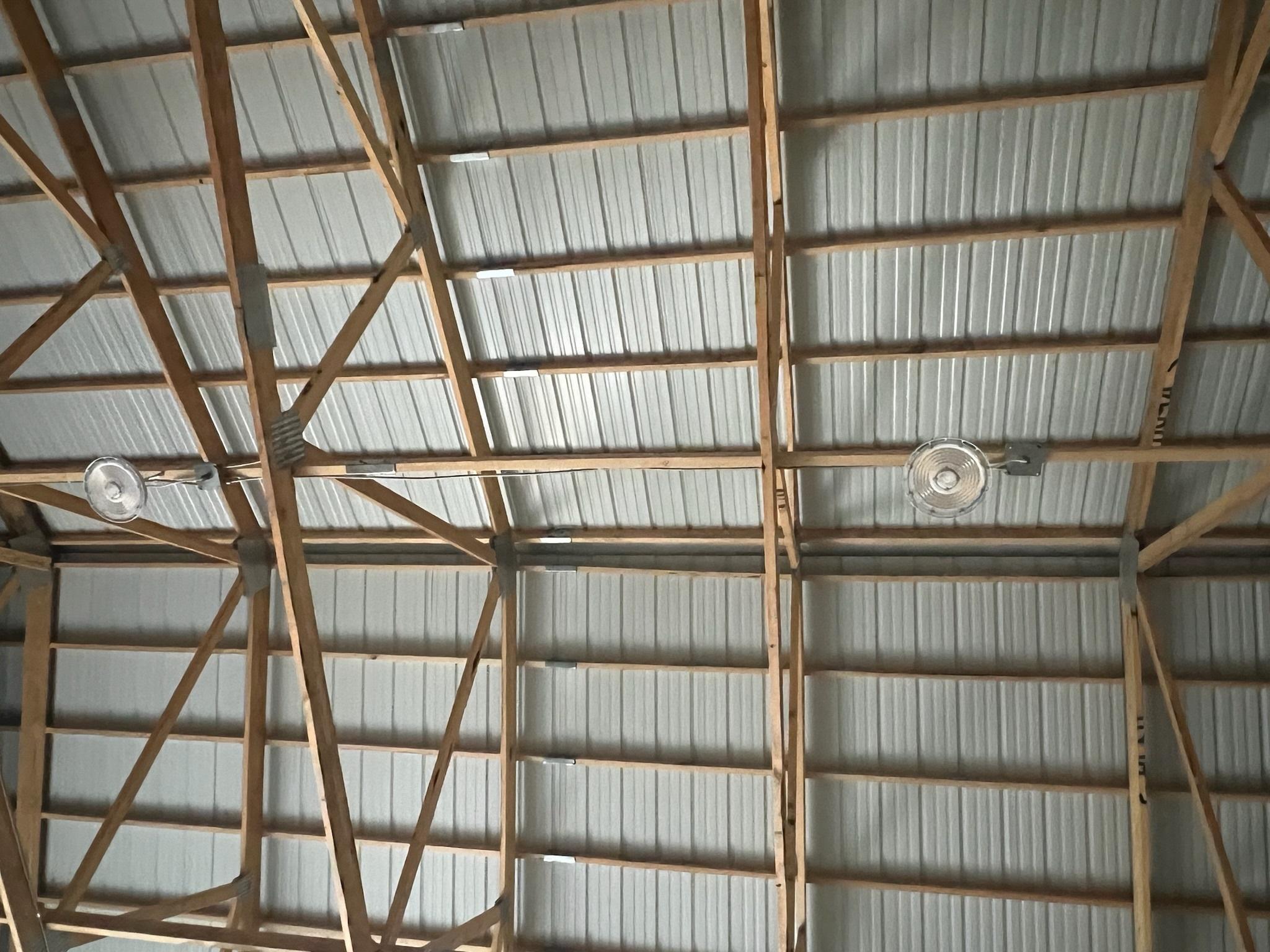 17' Ceilings