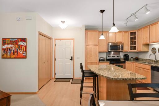 7100 Metro Boulevard, 416, Minneapolis, MN 55439