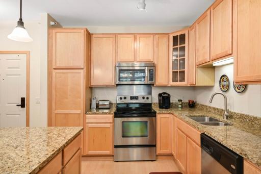 7100 Metro Boulevard, 416, Minneapolis, MN 55439