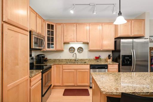 7100 Metro Boulevard, 416, Minneapolis, MN 55439