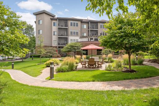 7100 Metro Boulevard, 416, Minneapolis, MN 55439