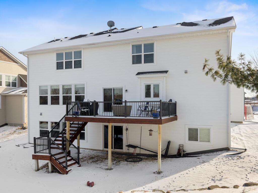 Outdoor deck
