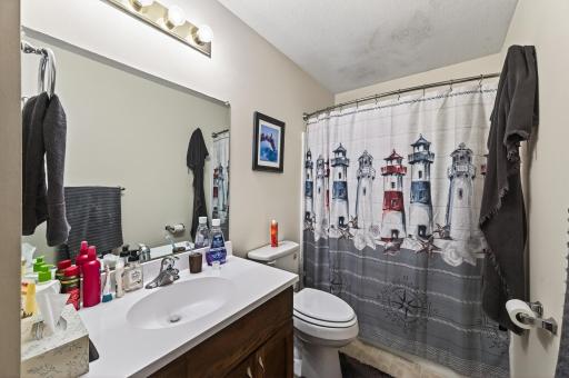 5531 Maryland Avenue N, Minneapolis, MN 55428