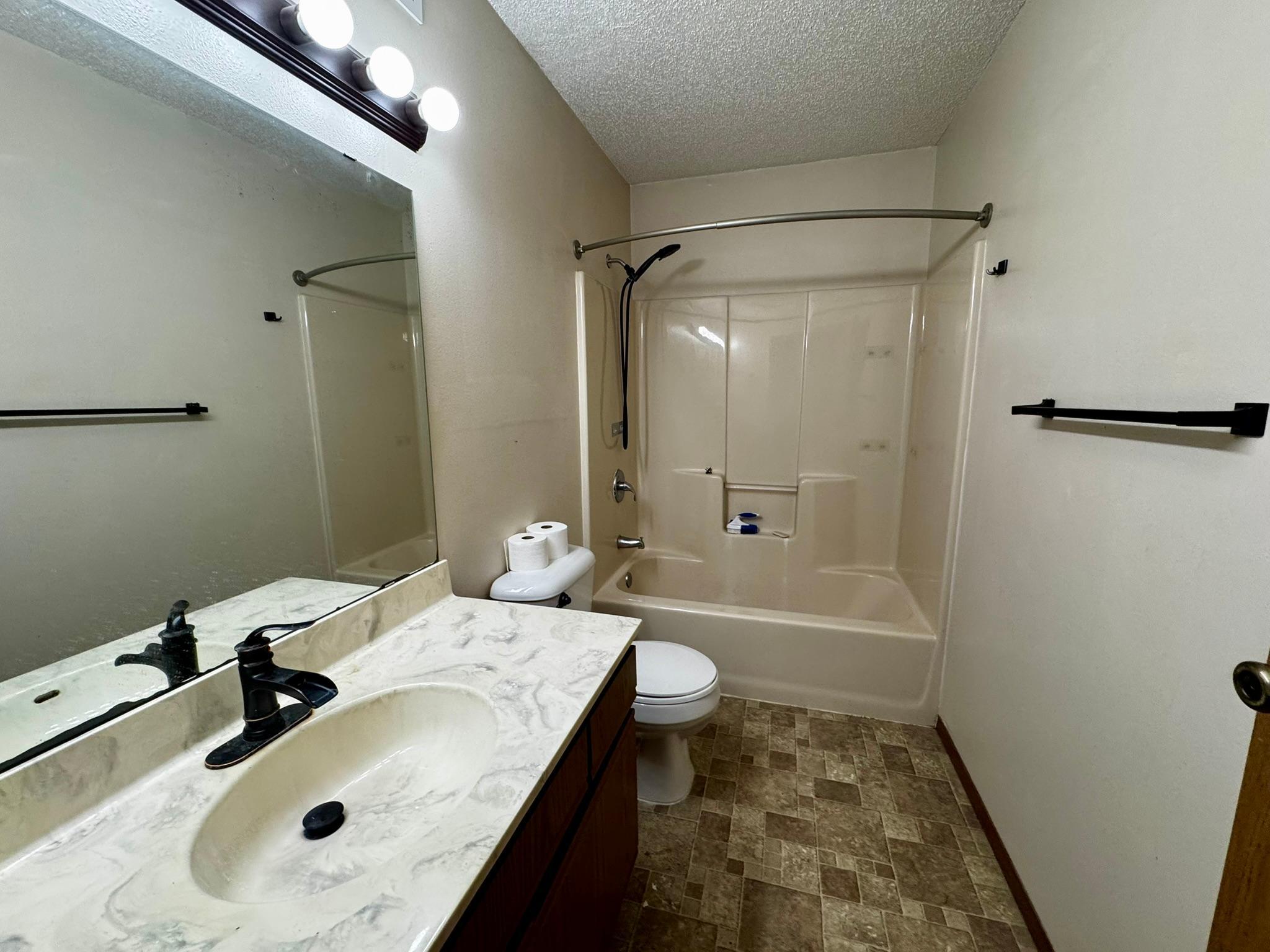 Lower Level Full Bath