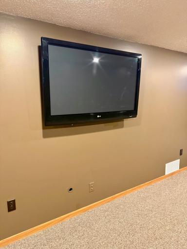 548 Doris Avenue, Shoreview, MN 55126