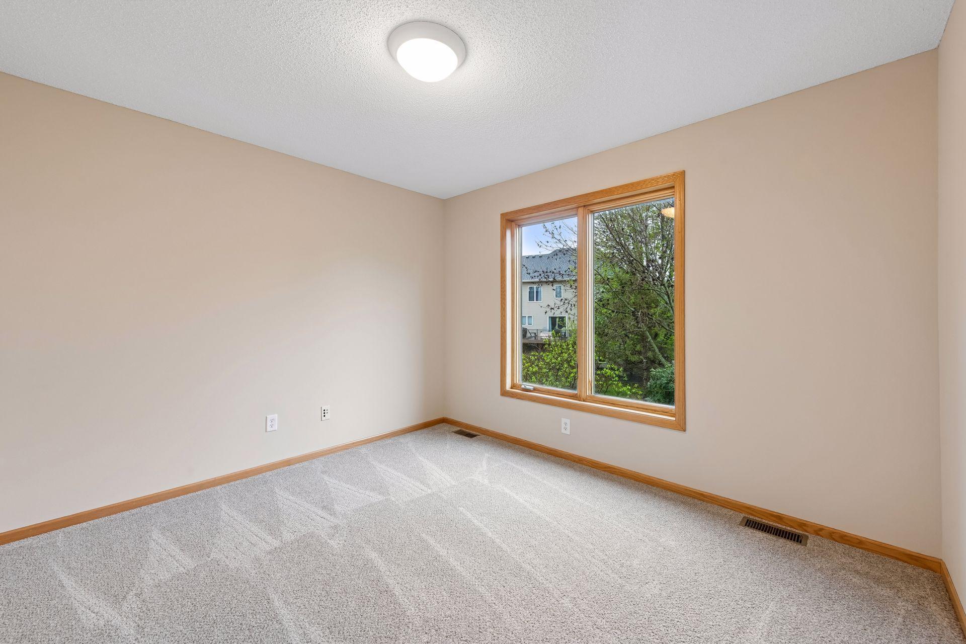 Upper level Bedroom #4