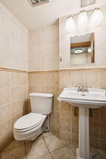 1835 Hunter Lane, Saint Paul, MN 55118