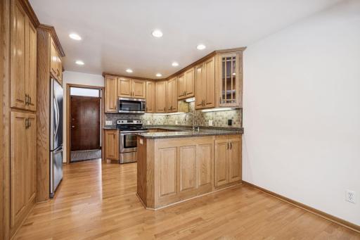 1835 Hunter Lane, Saint Paul, MN 55118