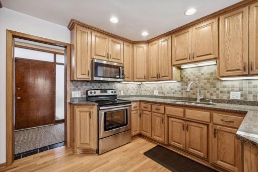 1835 Hunter Lane, Saint Paul, MN 55118