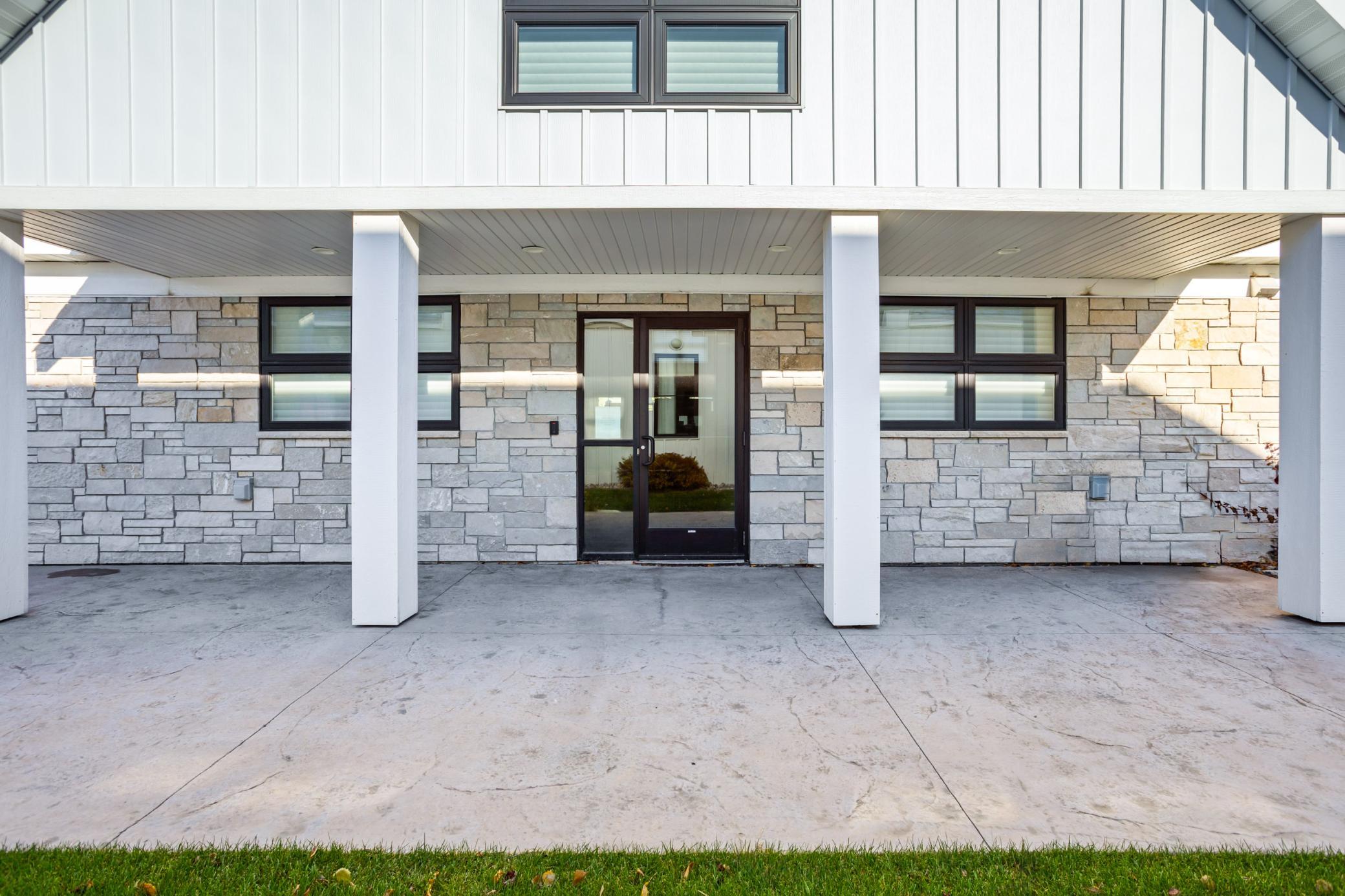 3220 Oak Ridge Loop E West Fargo