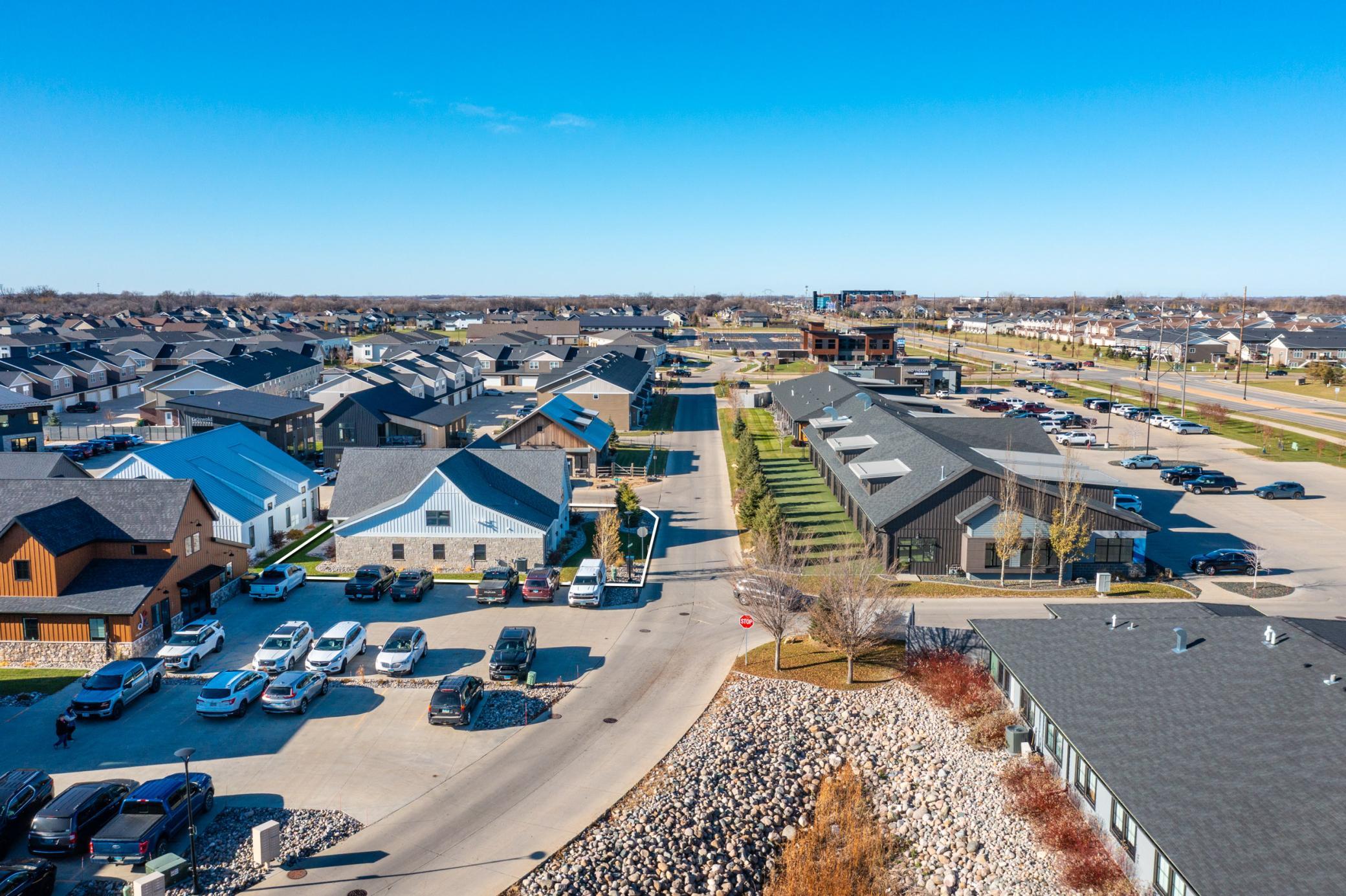 3220 Oak Ridge Loop E West Fargo