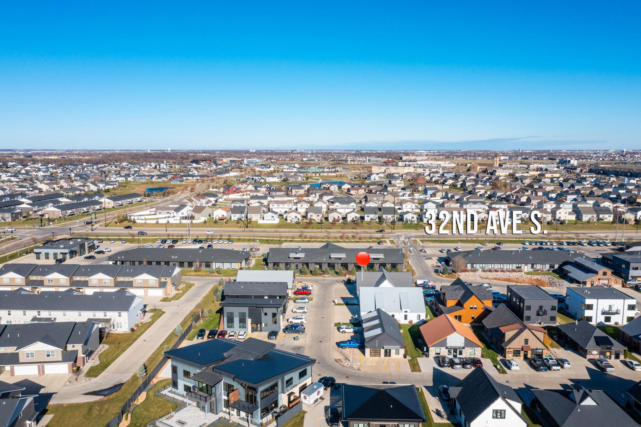 3220 Oak Ridge Loop E West Fargo
