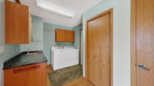 Laundry/Garage Entry