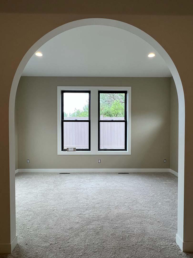 Primary bedroom sitting room