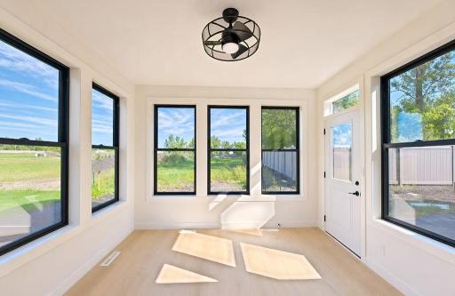 6448-3 Season room